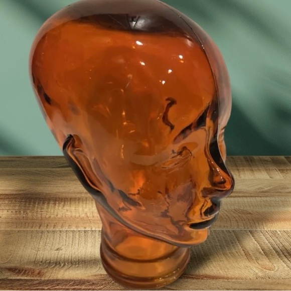 Glass Head Display - Picture 1 of 1